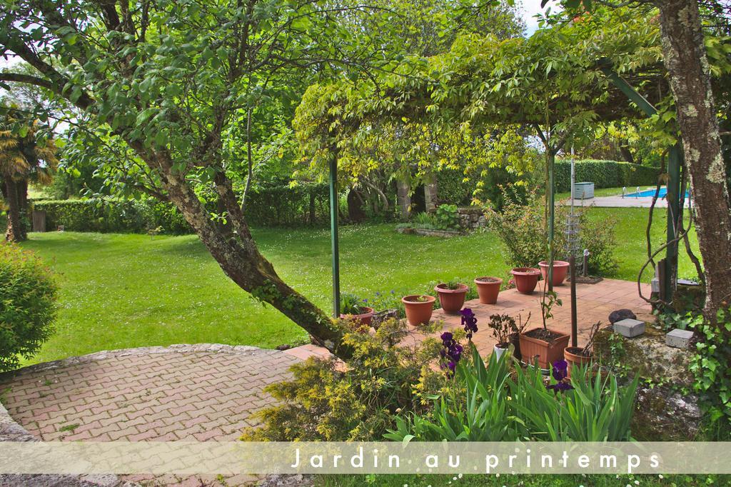 Chez Mamie Et Papi Puynormand Exterior photo